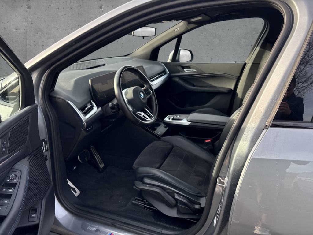 Fahrzeugabbildung BMW 218 Active Tourer M Sport Virt Temp Pdc Alcanta