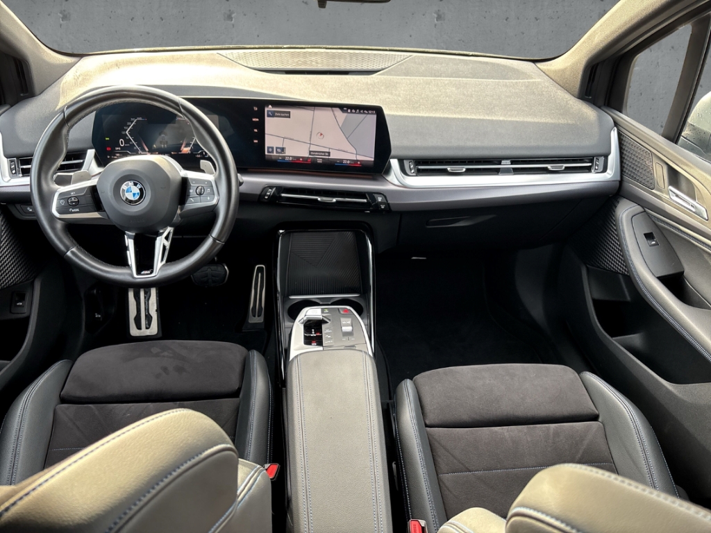 Fahrzeugabbildung BMW 218 Active Tourer M Sport Virt Temp Pdc Alcanta