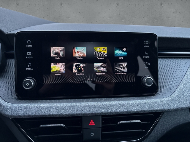 Fahrzeugabbildung SKODA Scala 1.0 TSI SELECTION LED Apple CarPlay Alu