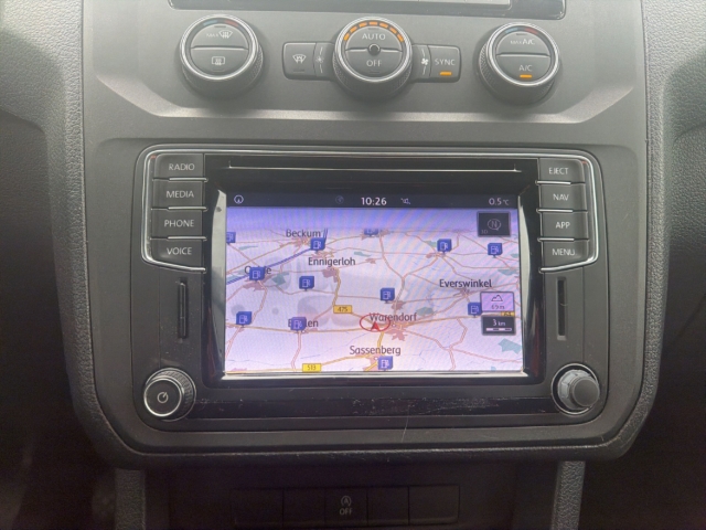 Fahrzeugabbildung Volkswagen Caddy Maxi 1.4 TSI Kombi Comfortline Navi Klima SHZ GJ