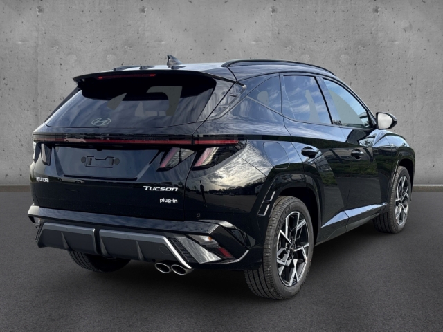 Fahrzeugabbildung Hyundai TUCSON FL PHEV 1.6 AT 2WD N-LINE Panorama Dig-Key HUD Navi digitales Cockpit Soundsystem