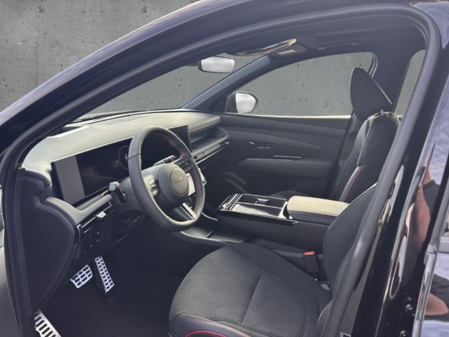 Fahrzeugabbildung Hyundai TUCSON FL PHEV 1.6 AT 2WD N-LINE Panorama Dig-Key HUD Navi digitales Cockpit Soundsystem