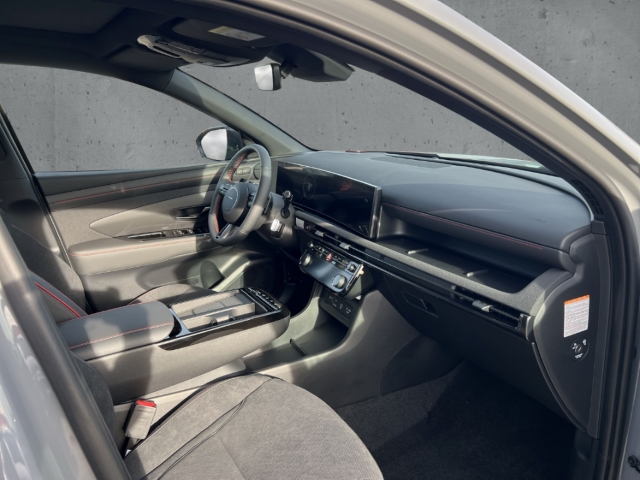 Fahrzeugabbildung Hyundai TUCSON FL PHEV 1.6 2WD N-LINE Panorama Sitz-P Assist-P HUD Navi digitales Cockpit Soundsystem