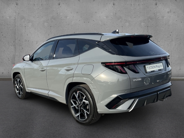 Fahrzeugabbildung Hyundai TUCSON FL PHEV 1.6 2WD N-LINE Panorama Sitz-P Assist-P HUD Navi digitales Cockpit Soundsystem