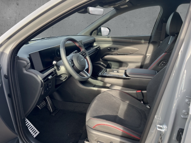 Fahrzeugabbildung Hyundai TUCSON FL PHEV 1.6 2WD N-LINE Panorama Sitz-P Assist-P HUD Navi digitales Cockpit Soundsystem