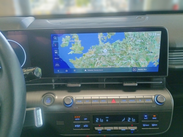 Fahrzeugabbildung Hyundai KONA EV SX2 65,4kWh PRIME Sitz-P Leder Bose 19LM Assist-P. HUD Navi Digitales Cockpit