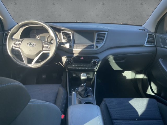 Fahrzeugabbildung Hyundai TUCSON 1.7 CRDi Intro Edition Nav SHZ LHZ Kamera