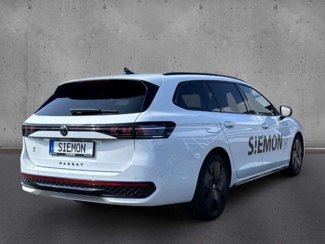 Fahrzeugabbildung Volkswagen Passat R-line 2.0 TDI R-Line Business Premium HUD Keyless