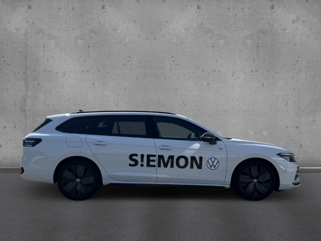 Fahrzeugabbildung Volkswagen Passat R-line 2.0 TDI R-Line Business Premium HUD Keyless