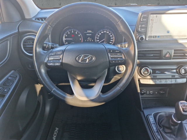Fahrzeugabbildung Hyundai KONA 1.0 T-GDi Premium Navi Leder LED HuD BlindSpot KeyLess