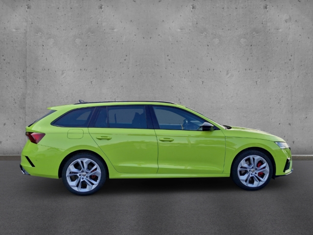 Fahrzeugabbildung SKODA Octavia 1.4 RS iV Combi ACC Matrix RKam HuD Kess