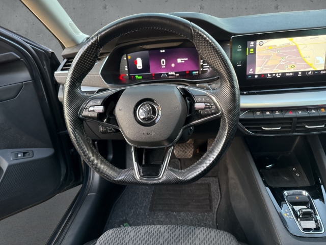 Fahrzeugabbildung SKODA Octavia Combi iV 1.4 Style Navi elektr.Heck SHZ PDC SideAssist