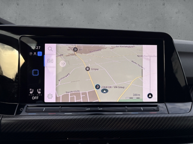 Fahrzeugabbildung Volkswagen Golf R 20 Years IQ.LIGHT Akra Carbon 270kmh RKam