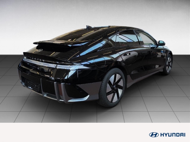 Fahrzeugabbildung Hyundai IONIQ 6 77,4kWh 4WD UNIQ HUD Navi Digitales Cockpit Memory Sitze Soundsystem Bose