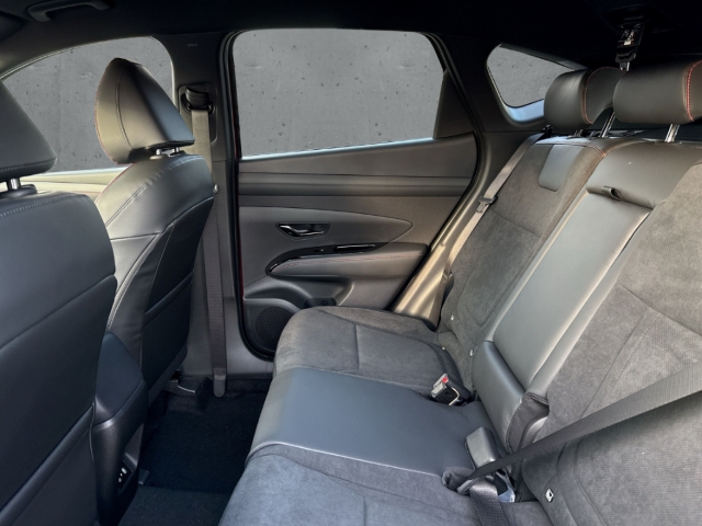 Fahrzeugabbildung Hyundai TUCSON FL MY26 1.6 T-GDI DCT 4WD N-Line MATRIX LED Navi Digitales Cockpit LED ACC