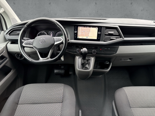 Fahrzeugabbildung Volkswagen T6.1 Kasten TDI DSG LR LED zGG 3.2t Navi ACC Kam