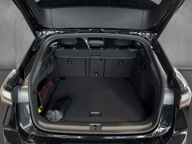 Fahrzeugabbildung Volkswagen ID.7 Tourer Pro Komfort SHZ LHZ ElHeck Klima PDC