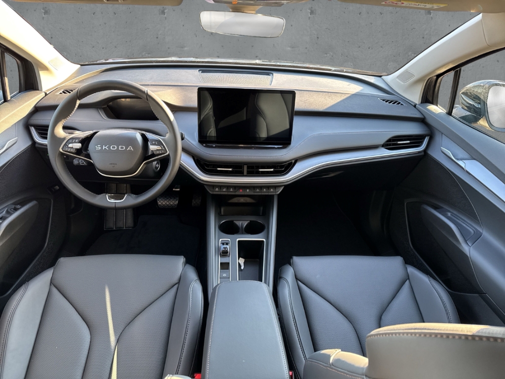 Fahrzeugabbildung SKODA Enyaq 85 Suite Plus-Paket AHK LM20 Trennnetz