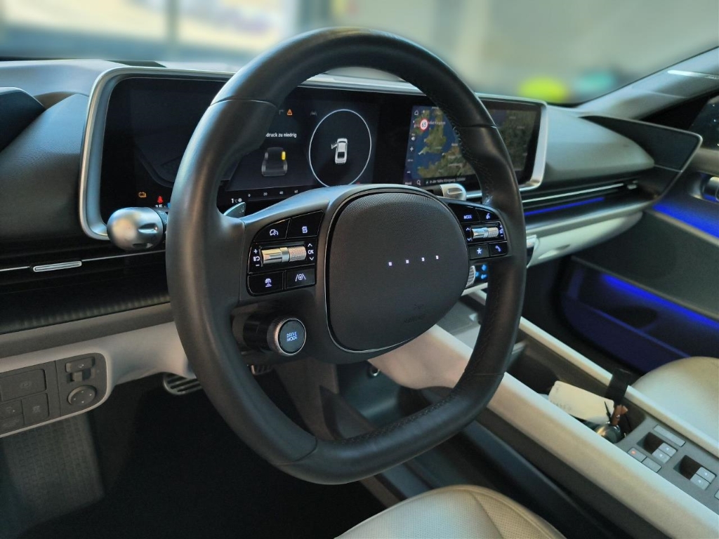 Fahrzeugabbildung Hyundai IONIQ 6 77,4kWh 4WD UNIQ HUD Navi Digitales Cockpit Memory Sitze Soundsystem Bose