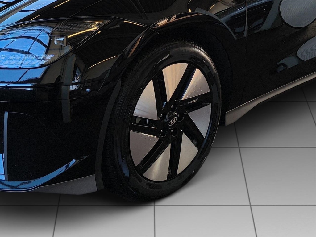 Fahrzeugabbildung Hyundai IONIQ 6 77,4kWh 4WD UNIQ HUD Navi Digitales Cockpit Memory Sitze Soundsystem Bose