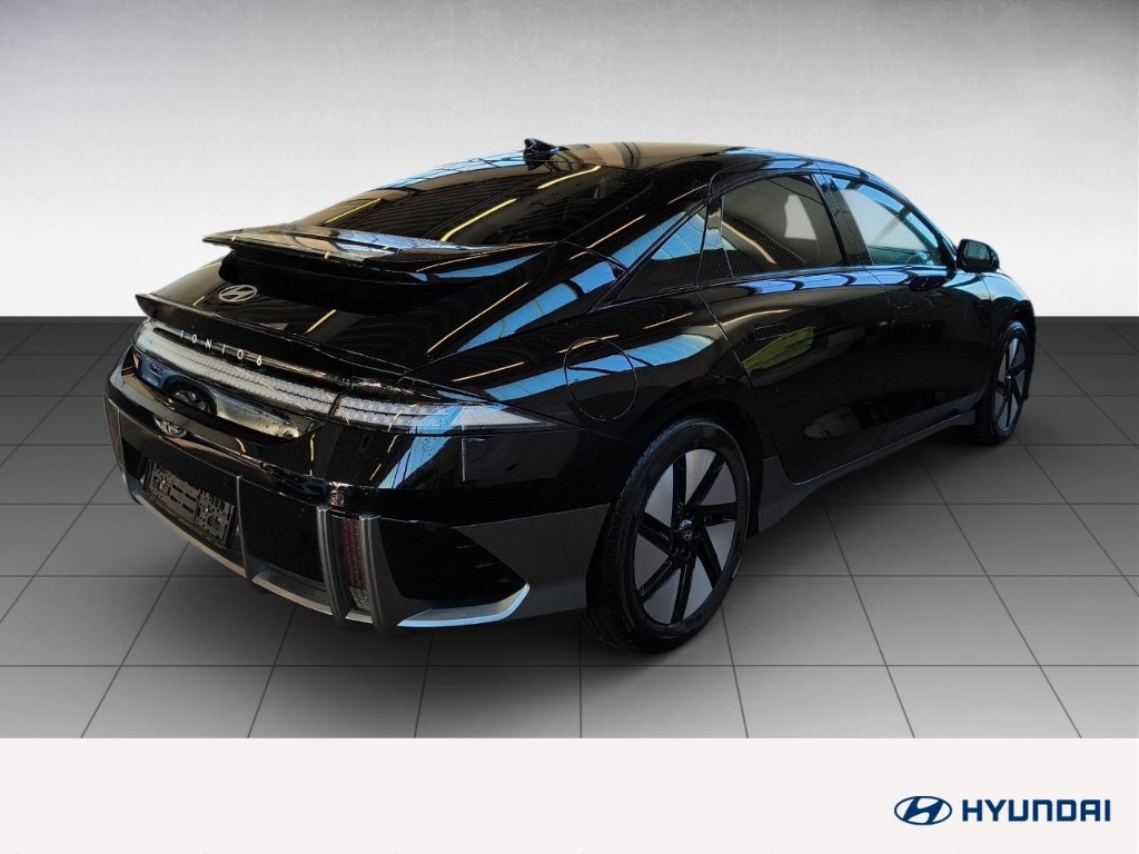Fahrzeugabbildung Hyundai IONIQ 6 77,4kWh 4WD UNIQ HUD Navi Digitales Cockpit Memory Sitze Soundsystem Bose