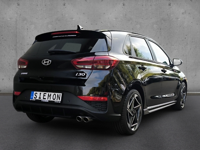 Fahrzeugabbildung Hyundai i30 FL 5-Türer MY25 1.5 DCT N-Line Sitz-P Navi Digitales Cockpit LED Apple