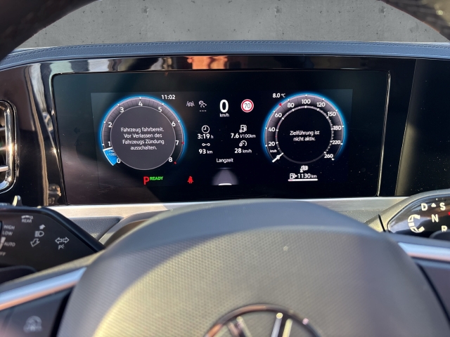 Fahrzeugabbildung Volkswagen Passat 1.5 eTSI DSG Elegance IQ.Light EasyOpen