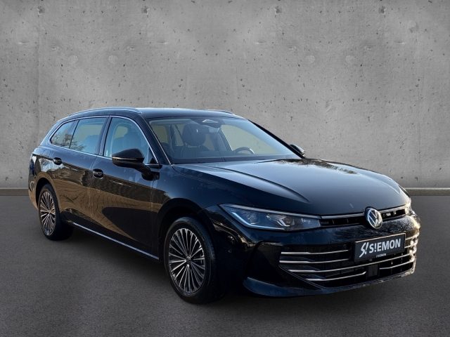 Fahrzeugabbildung Volkswagen Passat 1.5 eTSI DSG Elegance IQ.Light EasyOpen