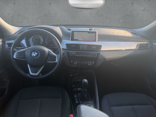 Fahrzeugabbildung BMW X2 sDrive18i Advantage LED Navi Temp Klimaauto