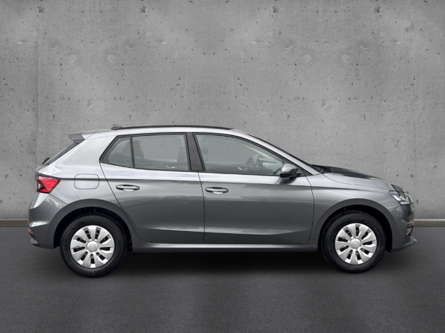 Fahrzeugabbildung SKODA Fabia 1.0 MPI Essence PDC LED Klima