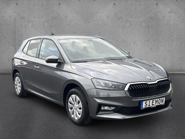 Fahrzeugabbildung SKODA Fabia 1.0 MPI Essence PDC LED Klima