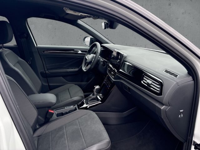 Fahrzeugabbildung Volkswagen T-Roc 1.5 DSG R-Line LED Navi AHK Kamera Keyless
