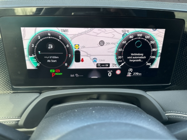Fahrzeugabbildung Volkswagen Passat Variant 1.5 eTSI DSG Business AHK Nav ACC