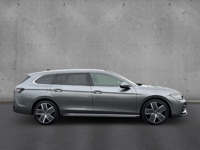 Fahrzeugabbildung Volkswagen Passat 2.0 110 kW R-line TDI DSG SHZ AHK Alu LED