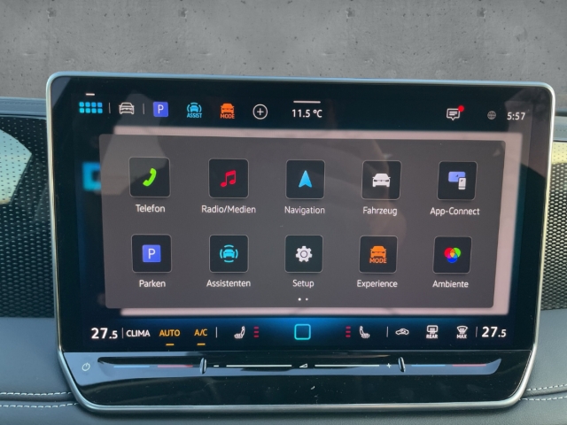 Fahrzeugabbildung Volkswagen Tiguan 1,5l eTSI Energy Life ACC AHK LED 360 Kam