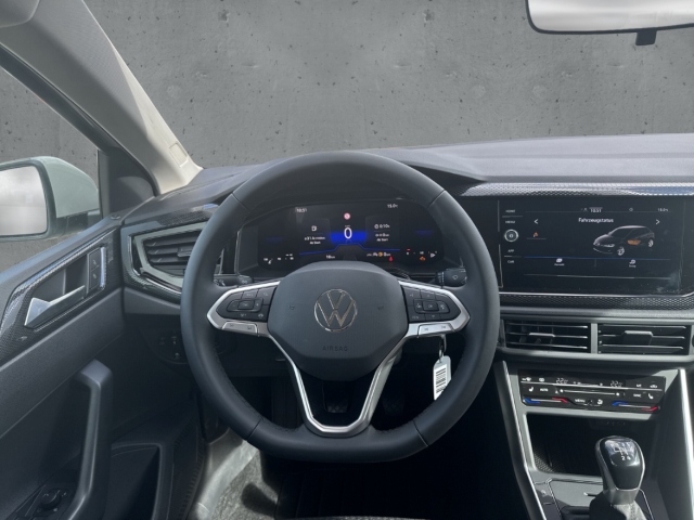 Fahrzeugabbildung Volkswagen Polo 1.0 TSI Life R-Kamera SHZ AppConnect LED