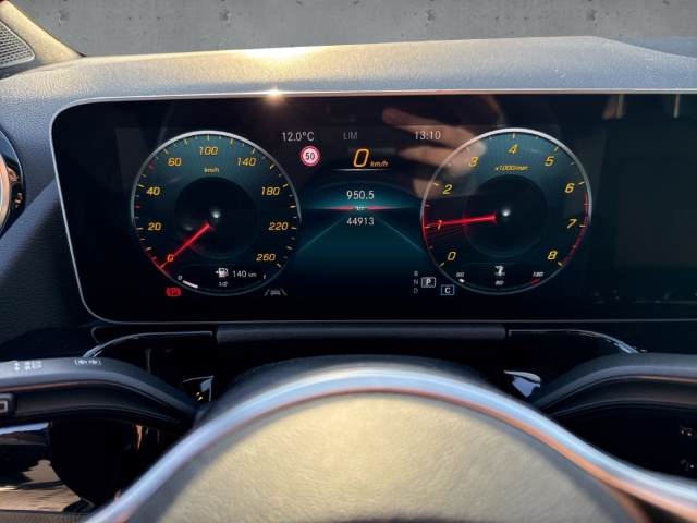 Fahrzeugabbildung Mercedes-Benz B 200 DCT Edition19 LED Navi MBUX SHZ PDC Kamera