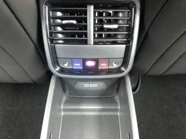 Fahrzeugabbildung SKODA Octavia Combi Sportline 1.5 TSI mHEV DSG LED ACC