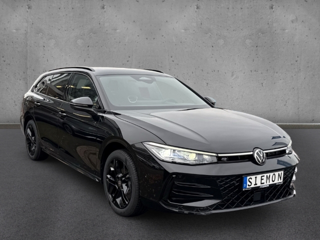 Fahrzeugabbildung Volkswagen Passat Variant 2.0 TDI R-Line HuD BlackStyle AHK