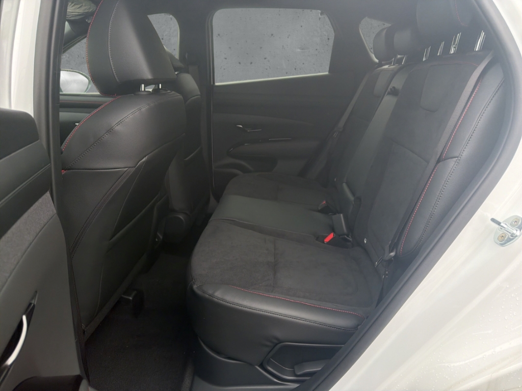 Fahrzeugabbildung Hyundai TUCSON FL MY26 1.6 HEV AT 2WD N-Line Navi Digitales Cockpit LED ACC