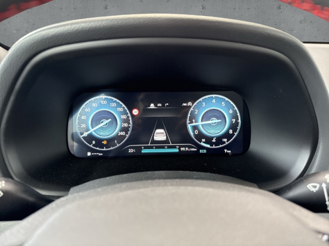 Fahrzeugabbildung Hyundai i30 FL 5-Türer MY25 1.5 MT N-Line Navi Digitales Cockpit LED Apple CarPlay