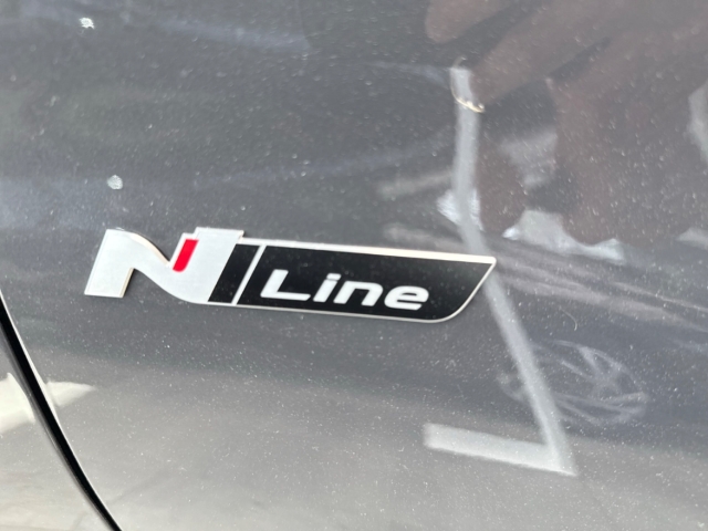 Fahrzeugabbildung Hyundai i30 FL 5-Türer MY25 1.5 MT N-Line Navi Digitales Cockpit LED Apple CarPlay