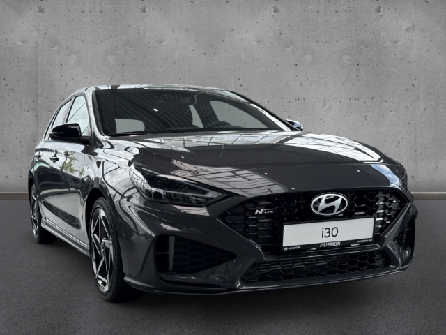 Fahrzeugabbildung Hyundai i30 FL 5-Türer MY25 1.5 MT N-Line Navi Digitales Cockpit LED Apple CarPlay