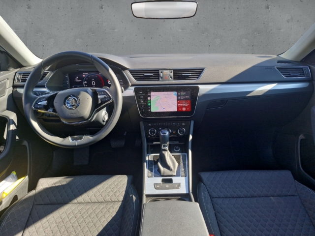 Fahrzeugabbildung SKODA Superb Combi TDI DSG Ambition AHK Nav ACC Kamera