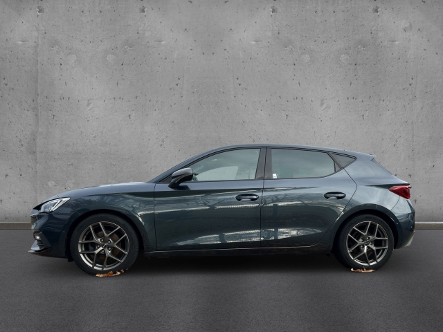 Fahrzeugabbildung SEAT Leon 1.5 eTSI DSG FR AHK LED Nav Pano ACC Kamera