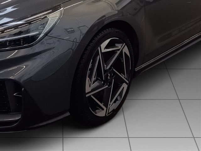 Fahrzeugabbildung Hyundai i30 FL Kombi 1.5 T-GDI 48V DCT N-Line Sitz-P. Panorama MY25 Sportpaket