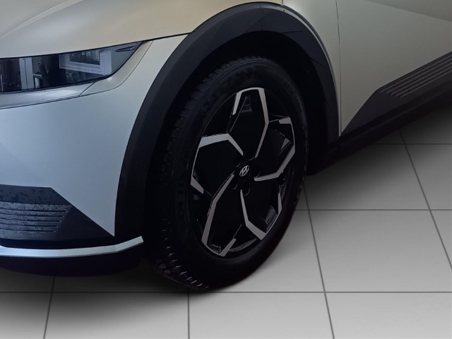 Fahrzeugabbildung Hyundai IONIQ 5 77,4kWh 2WD MY24 TECHNIQ Sitz-P Assist el.Heckklappe Navi Leder Digitales Cockpit