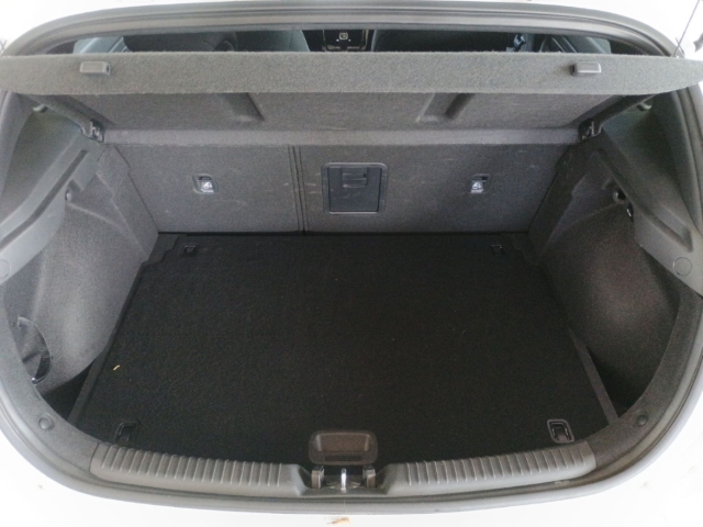 Fahrzeugabbildung Hyundai i30 FL 5-Trg 1.0 T-GDI MT Advantage MY25 Navi Digitales Cockpit LED Apple CarPlay