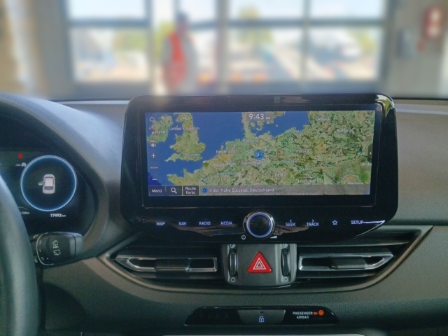 Fahrzeugabbildung Hyundai i30 FL 5-Trg 1.0 T-GDI MT Advantage MY25 Navi Digitales Cockpit LED Apple CarPlay