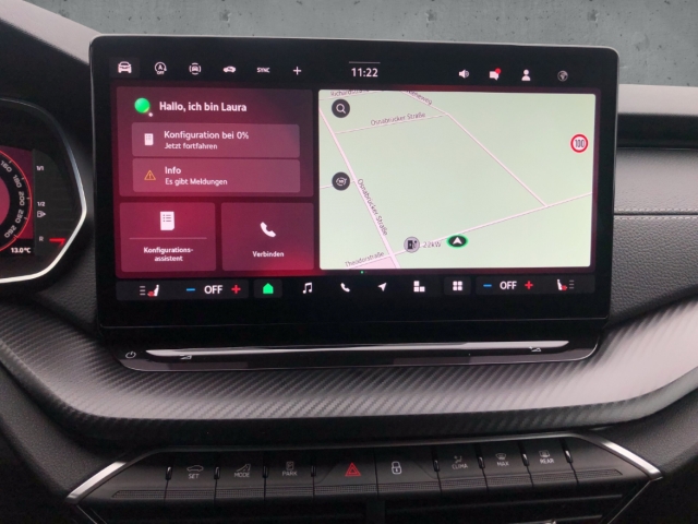 Fahrzeugabbildung SKODA Octavia Sportline Combi 2.0 TDI DSG PDC LED ACC